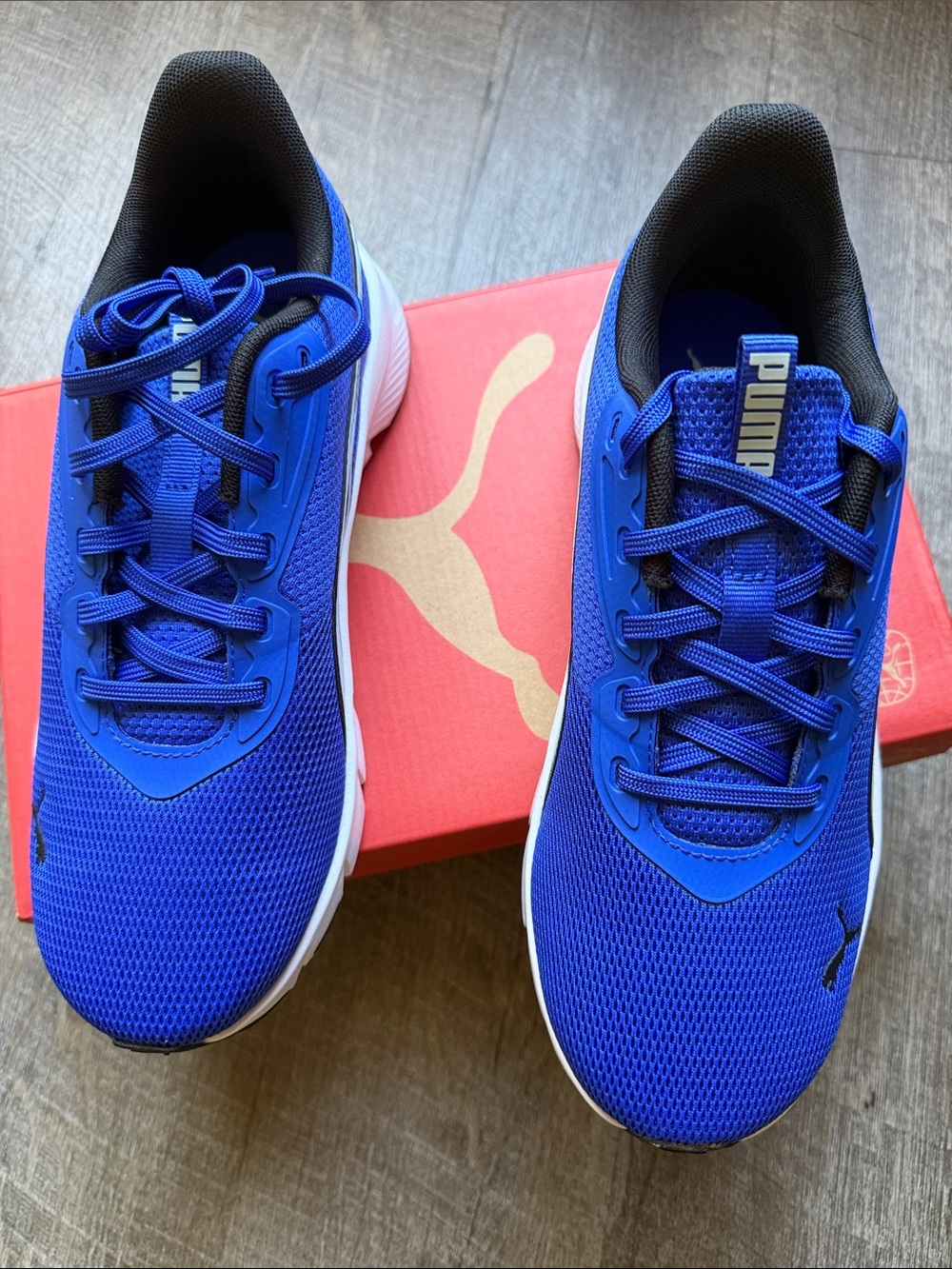 Puma FlexFocus Lite Modern Sneakers